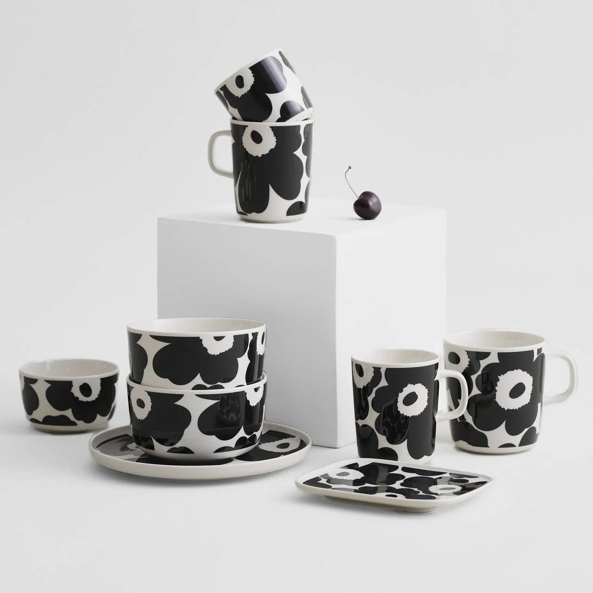 MARIMEKKO BOWL, OIVA - WHITE/BLACK, 5DL