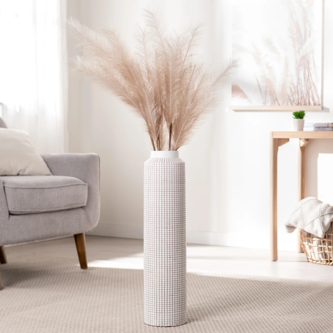 FLOOR VASE, GRID - CARVED RESIN