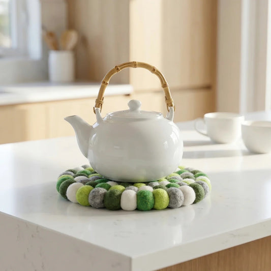 TRIVET, BALL FELT/ROUND - GREEN/GREY/WHITE