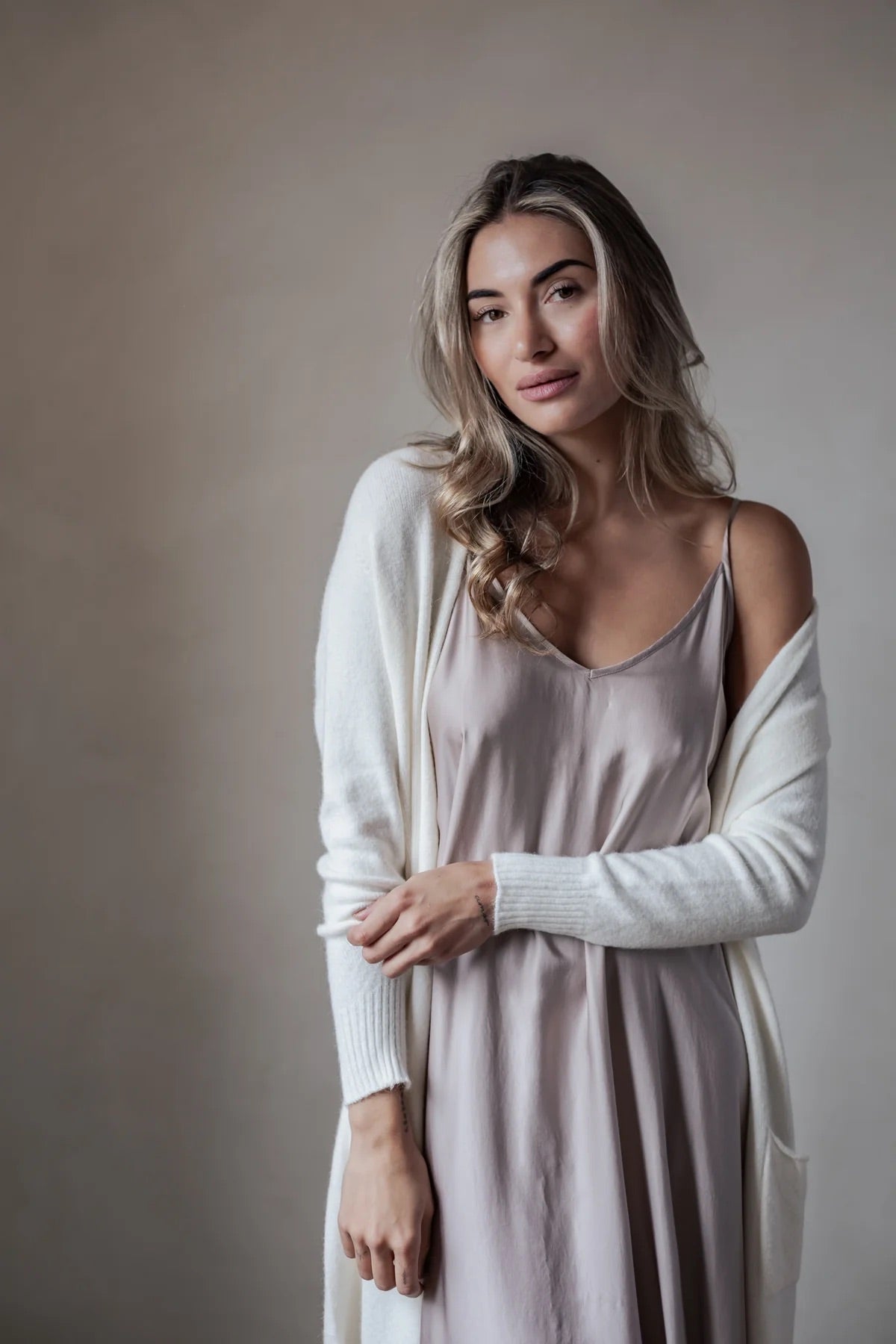 DRESS RADIANCE, SATIN LUXE - SILVERPINK