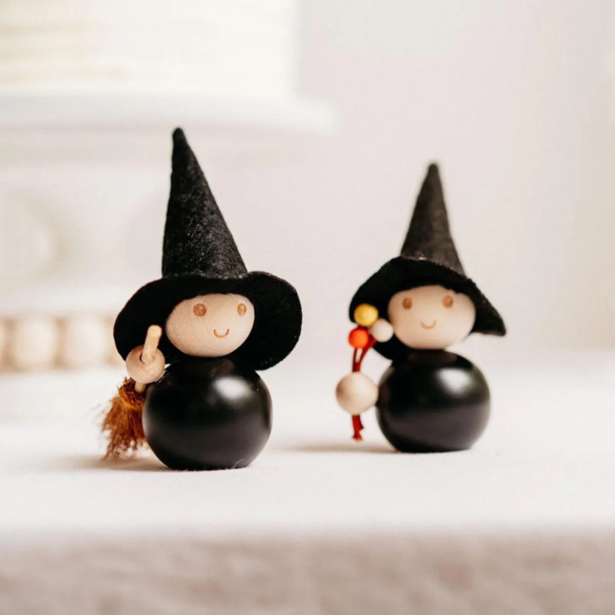 AARIKKA WITCH - BLACK