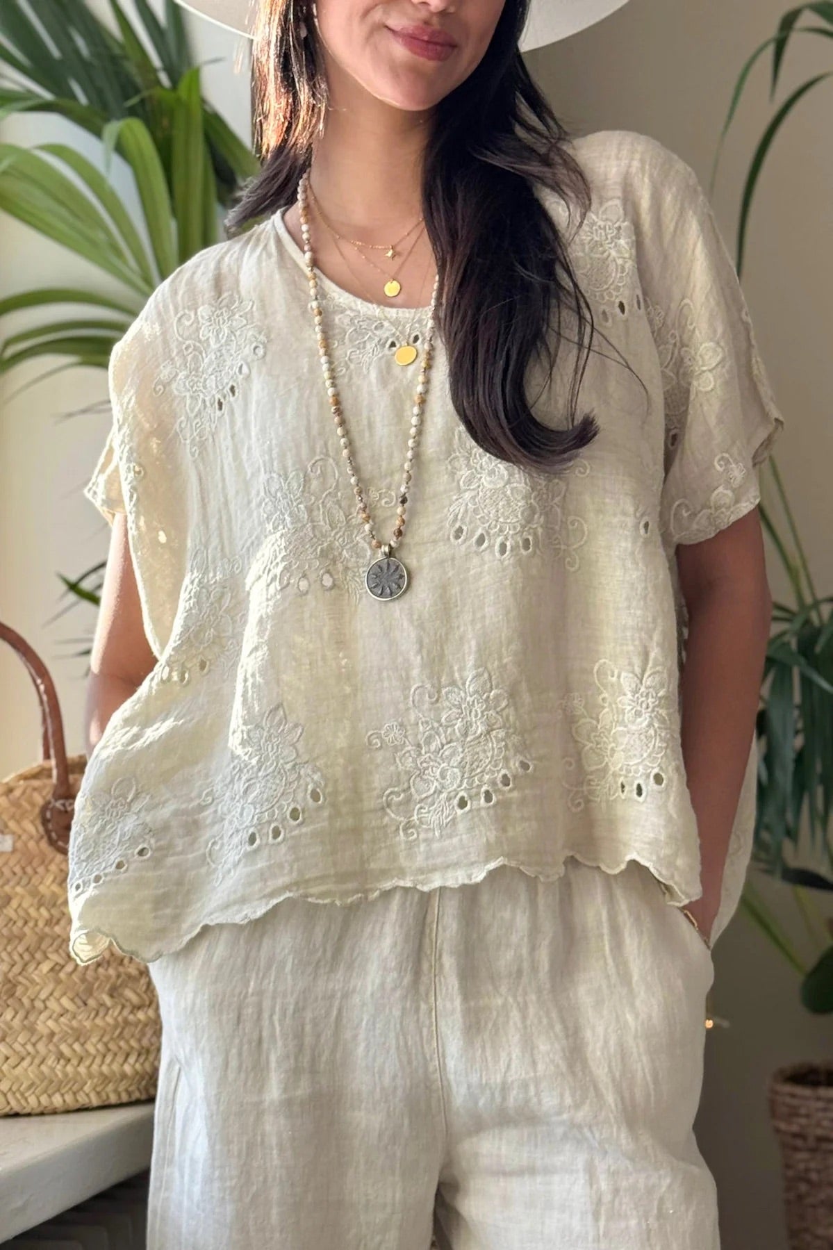 SHIRT LINEN, DELPHIE - SAND EMBROIDERED