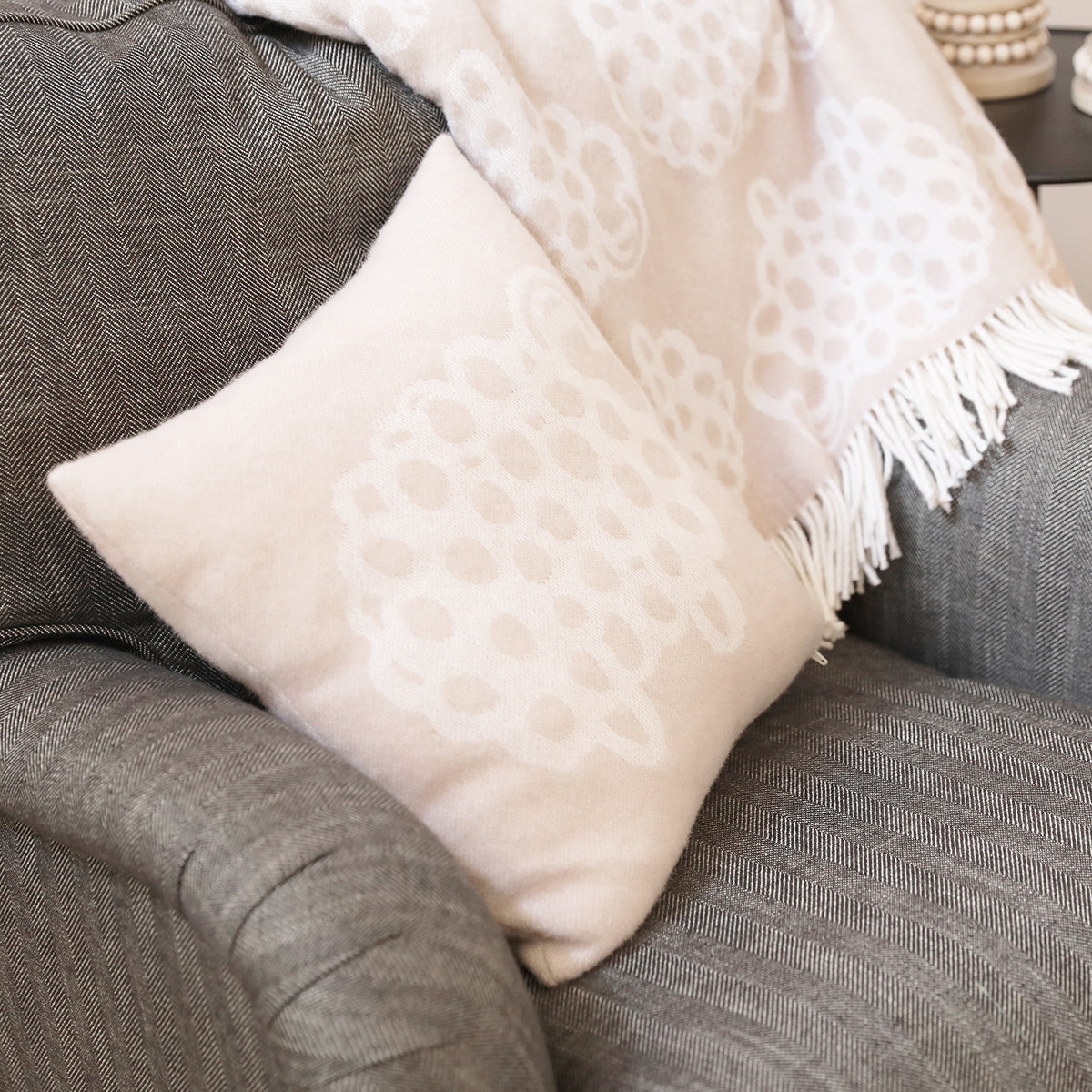 PILLOW - AARIKKA, PÄSSI