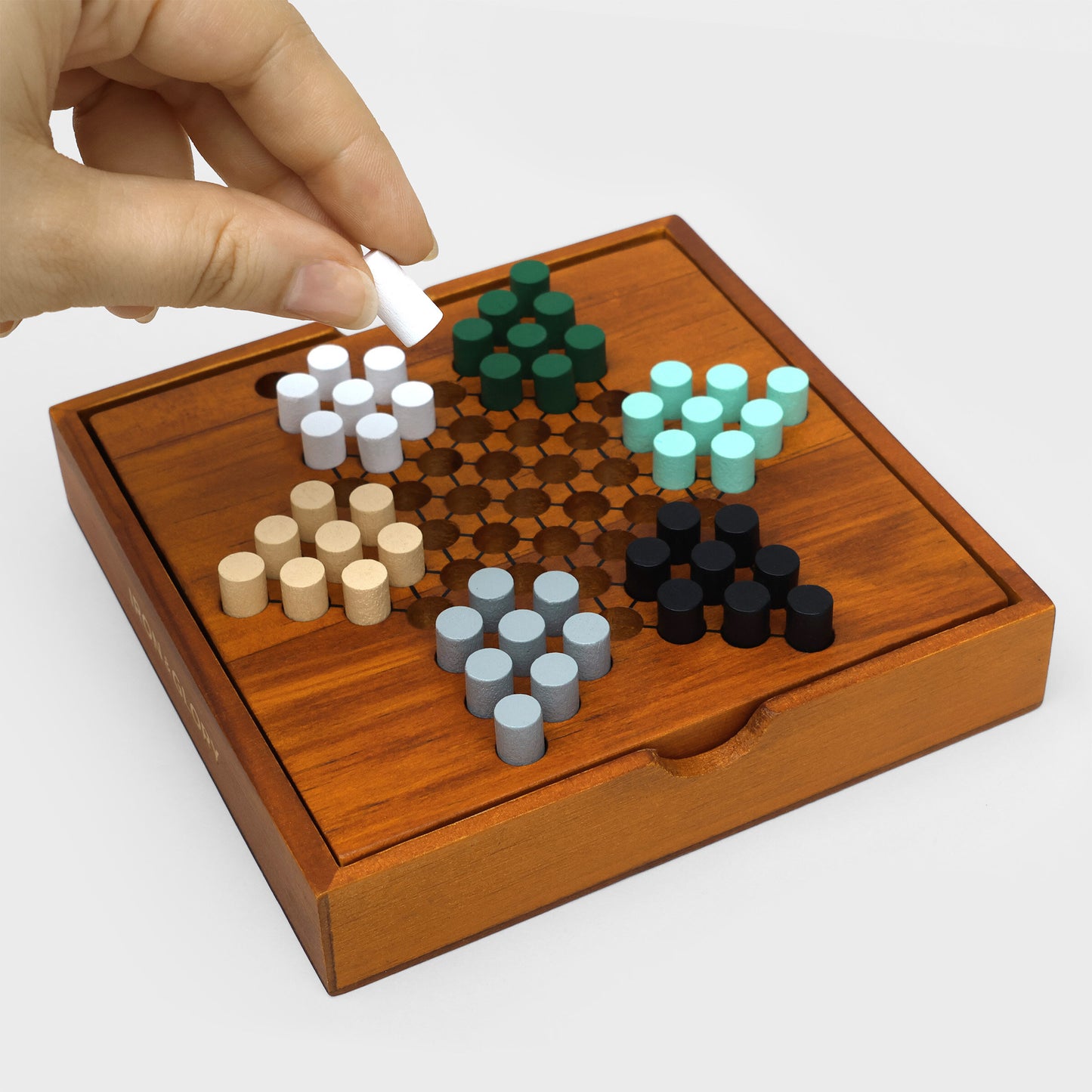 BOARD GAME - CHINESE CHECKERS