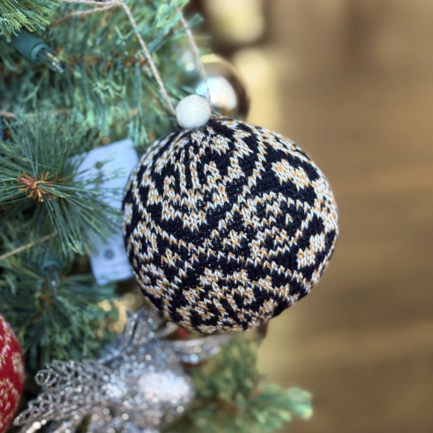 ORNAMENTS -  CHRISTMAS DECOR