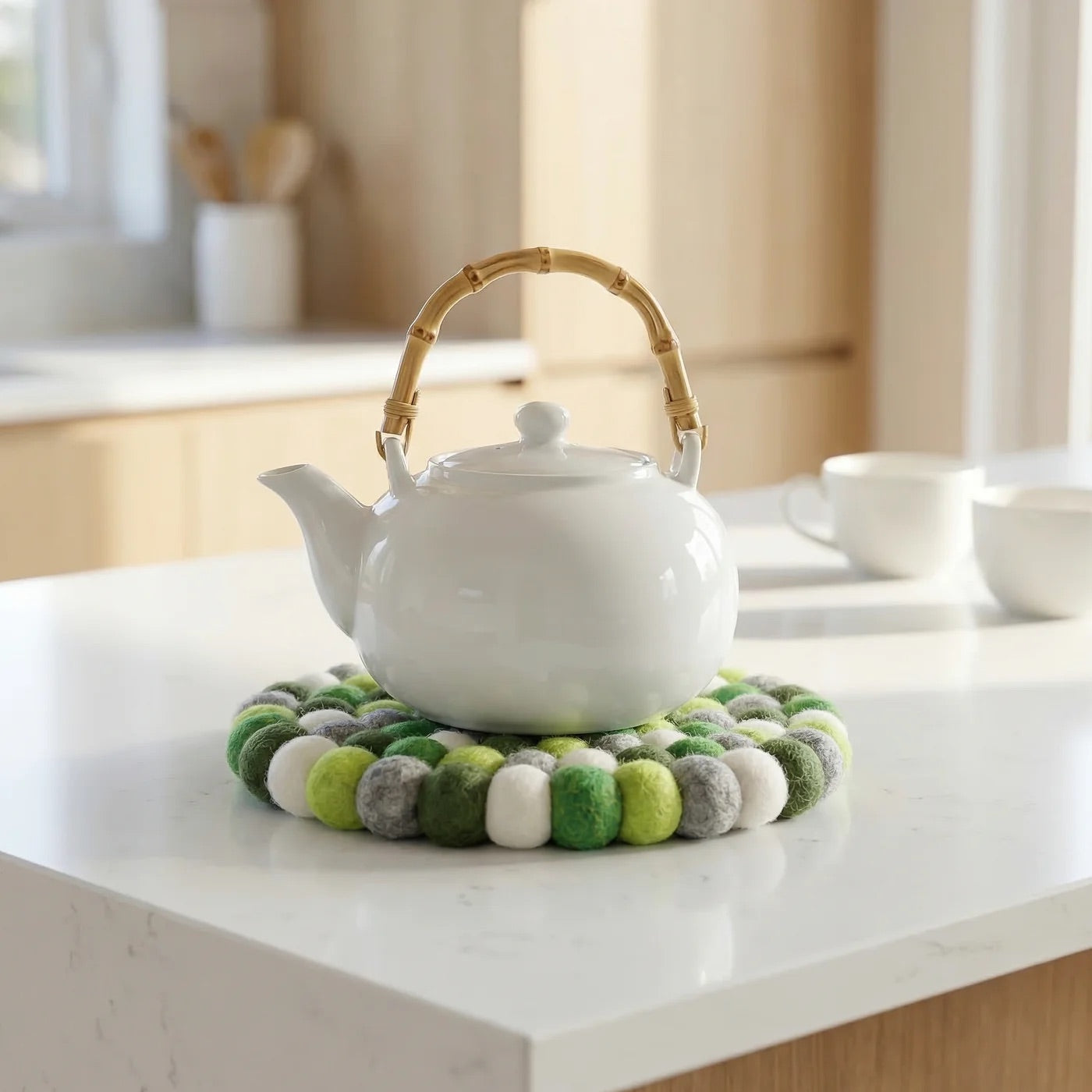 TRIVET, BALL FELT/ROUND - GREEN/GREY/WHITE