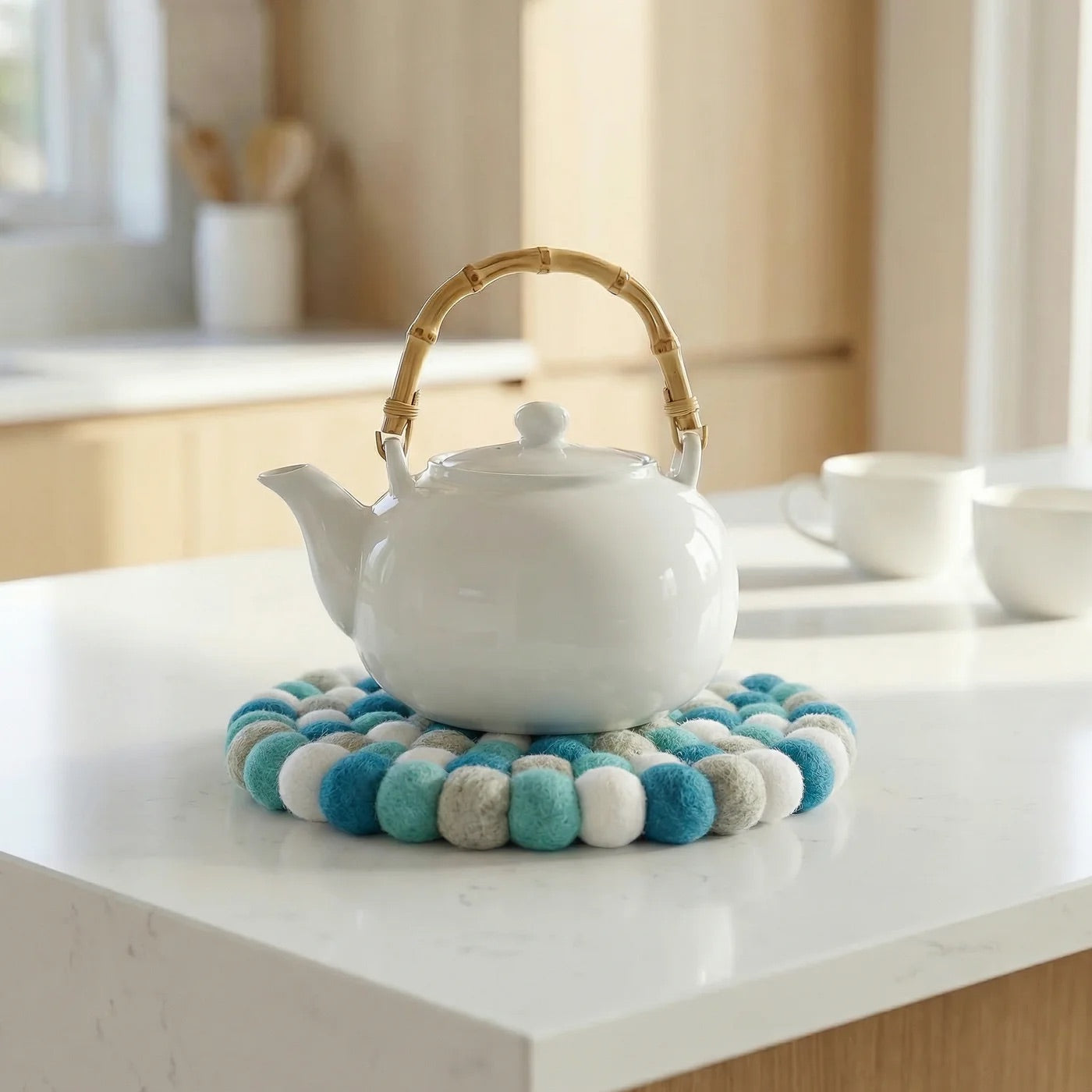 TRIVET, BALL FELT/ROUND - OCEAN