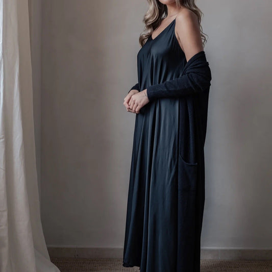 DRESS RADIANCE, SATIN LUXE - BLACK