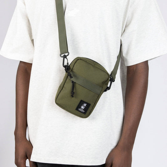 MOOMIN TRAVEL BAG (CROSS BODY) - SNUFKIN, GREEN
