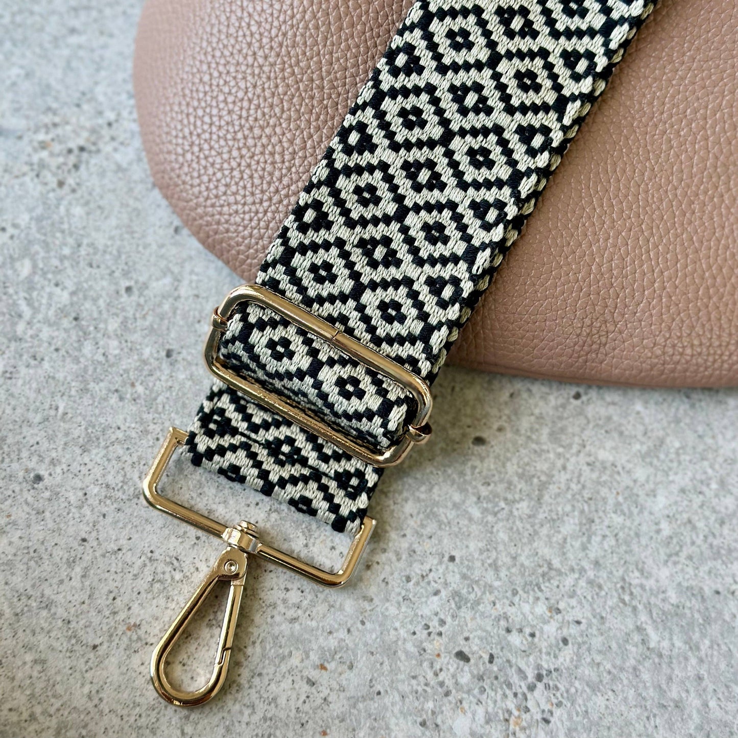 BAG STRAP - BLACK/CREAM