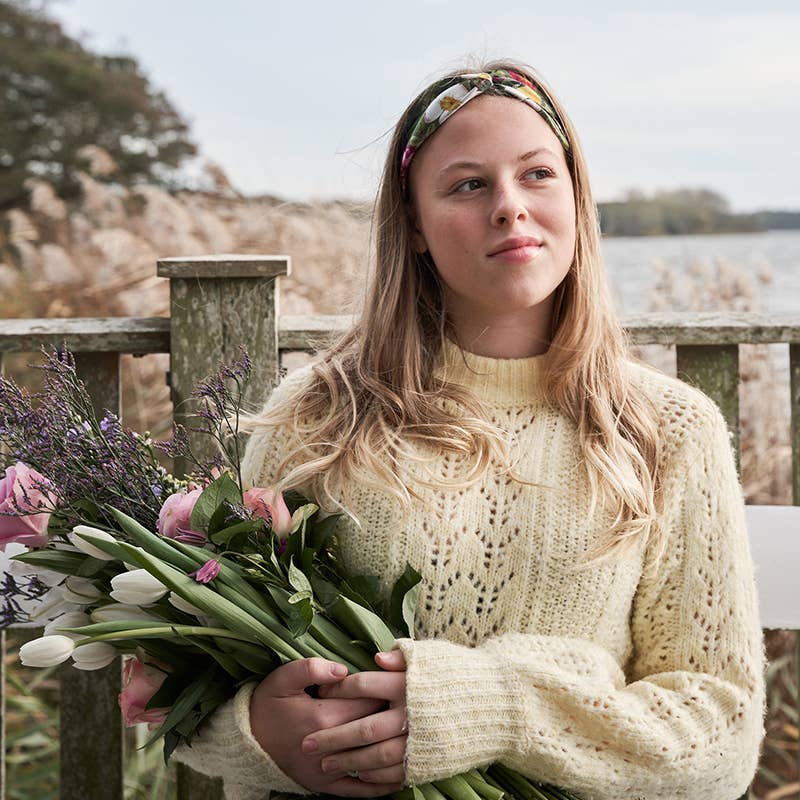 SCARF, SILK - ROSE FLOWER GARDEN