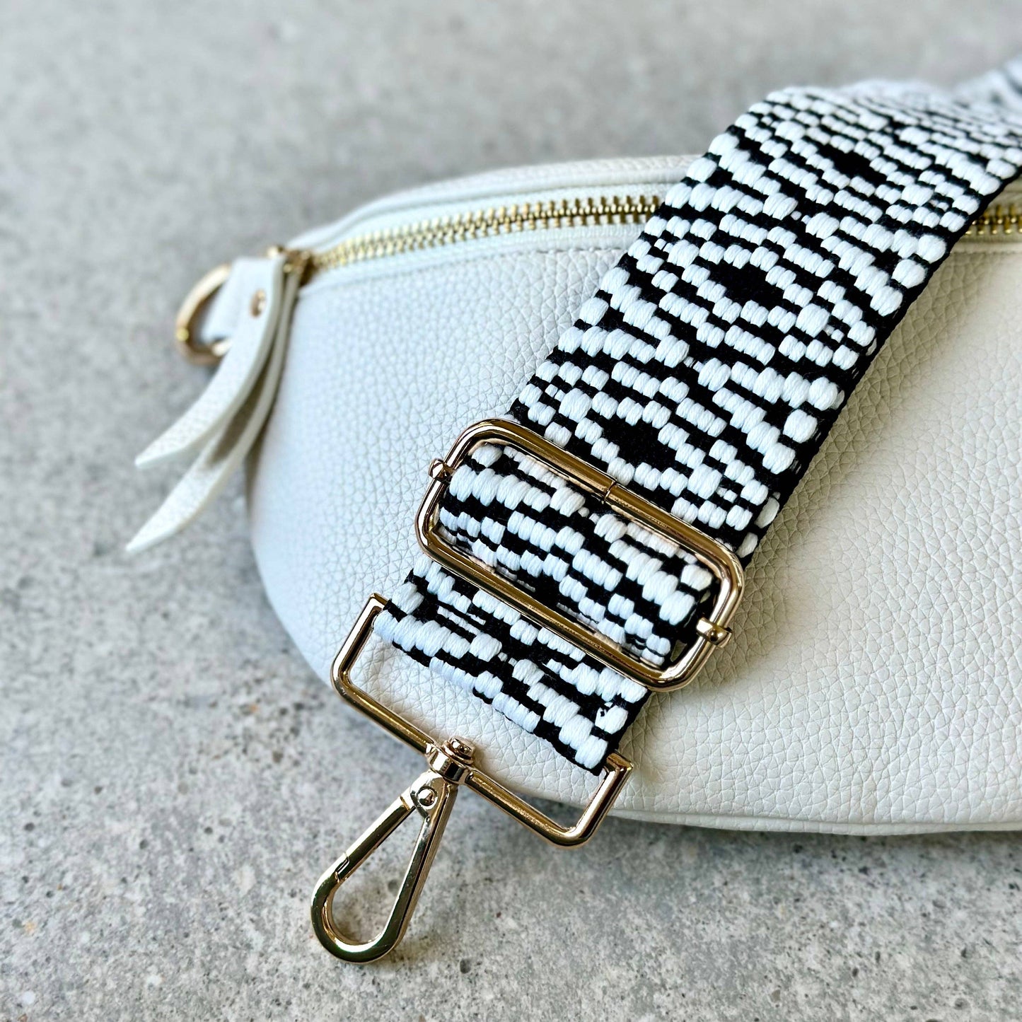 BAG STRAP - BLACK/WHITE