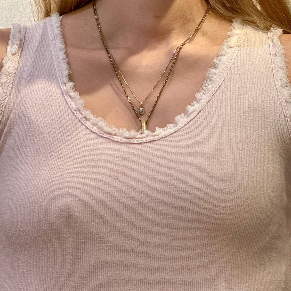 TOP, RIBBED - RAW EDGE