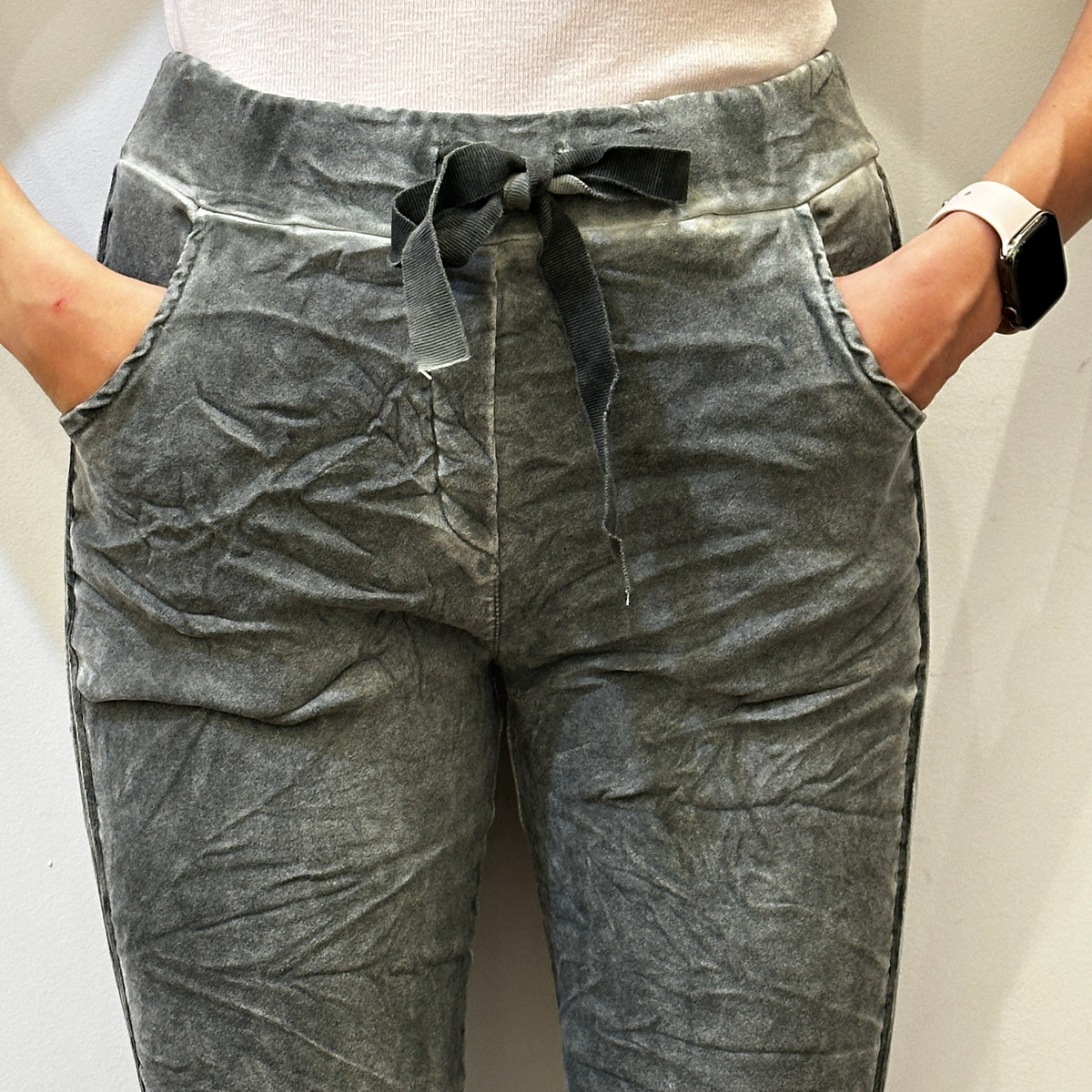 VELVET JOGGER - WRINKLED