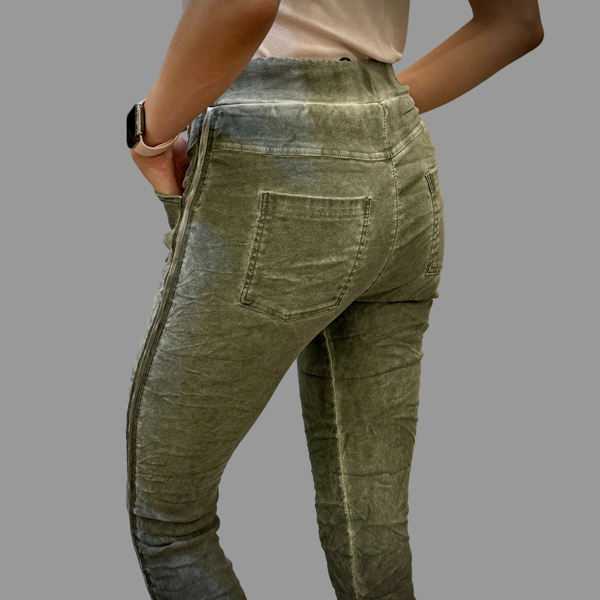 VELVET JOGGER - WRINKLED