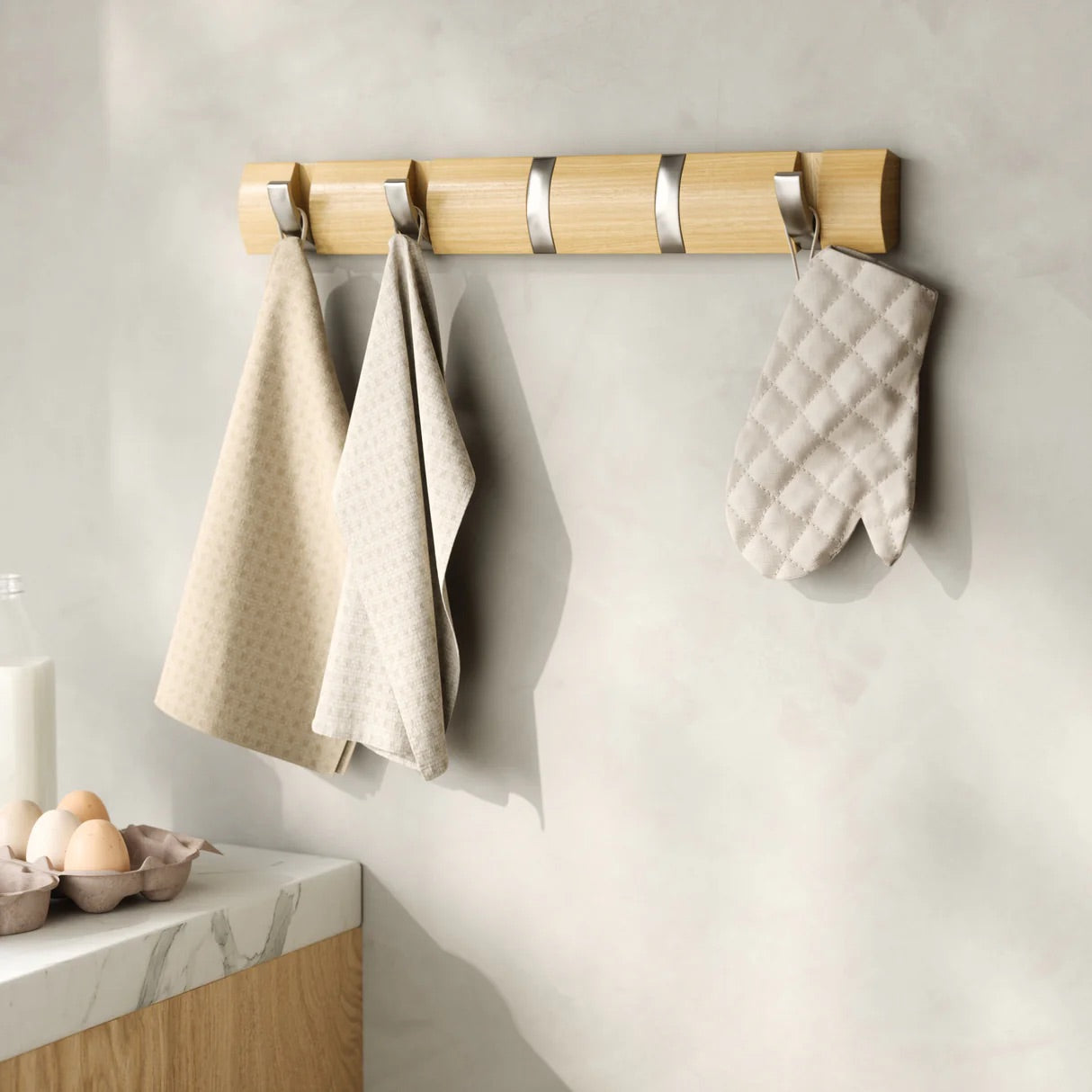 WALL MOUNTED HOOK - NATURAL