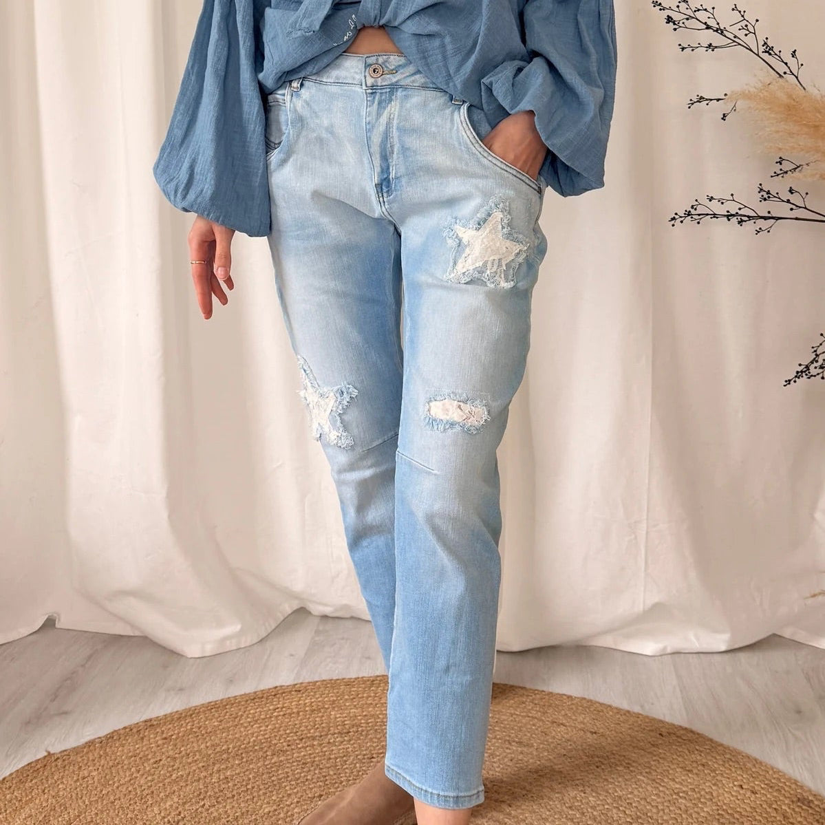 DENIM JOGGER, STARS - LIGHT BLUE WASH