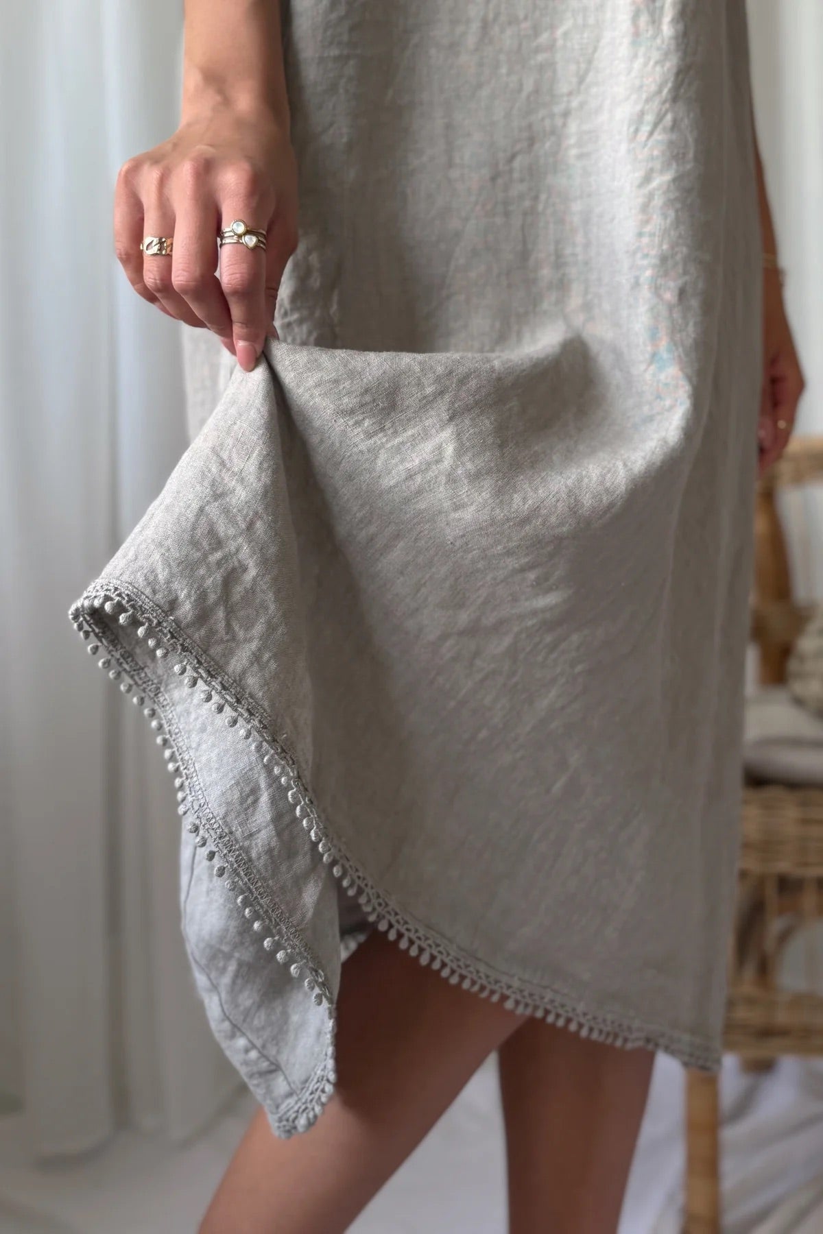 DRESS LINEN, VILLA LACE - TAUPE