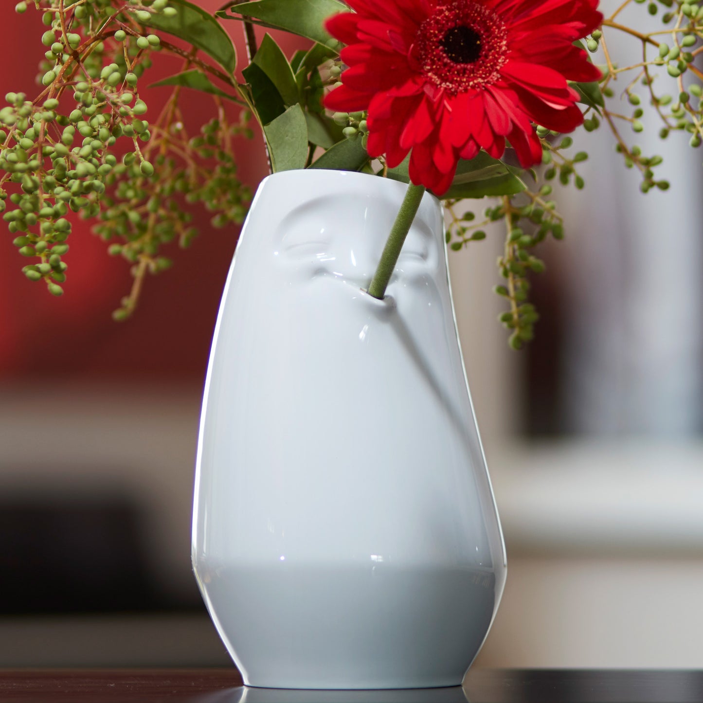 VASE - LAID-BACK, H:9”
